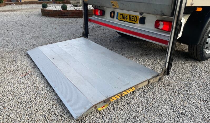 
								2014 Citroen Relay LUTON Tail lift full									